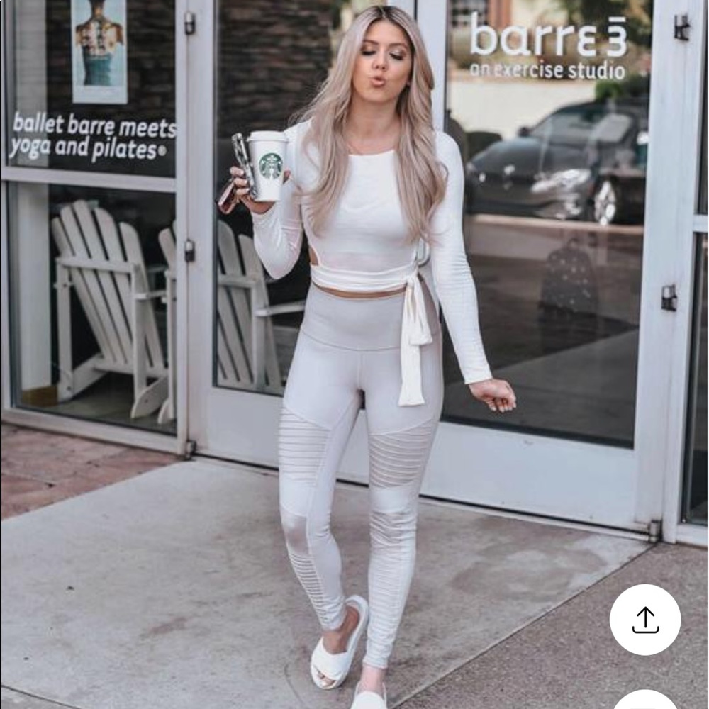Alo Yoga Light Grey Moto Legging